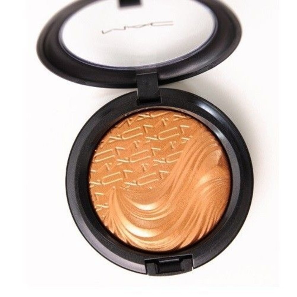 Mac Extra Dimension Skinfinish GLORIFY Full Size New in Box